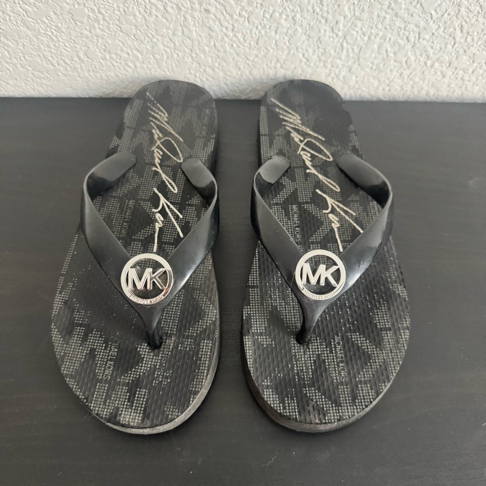 Michael Kors Bedford PVC Logo Flip Flops